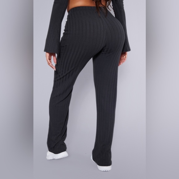 PrettyLittleThing Shape Charcoal Grey Wide Rib Flared Pants/Trousers Sz. 8 NWT - Picture 3 of 10